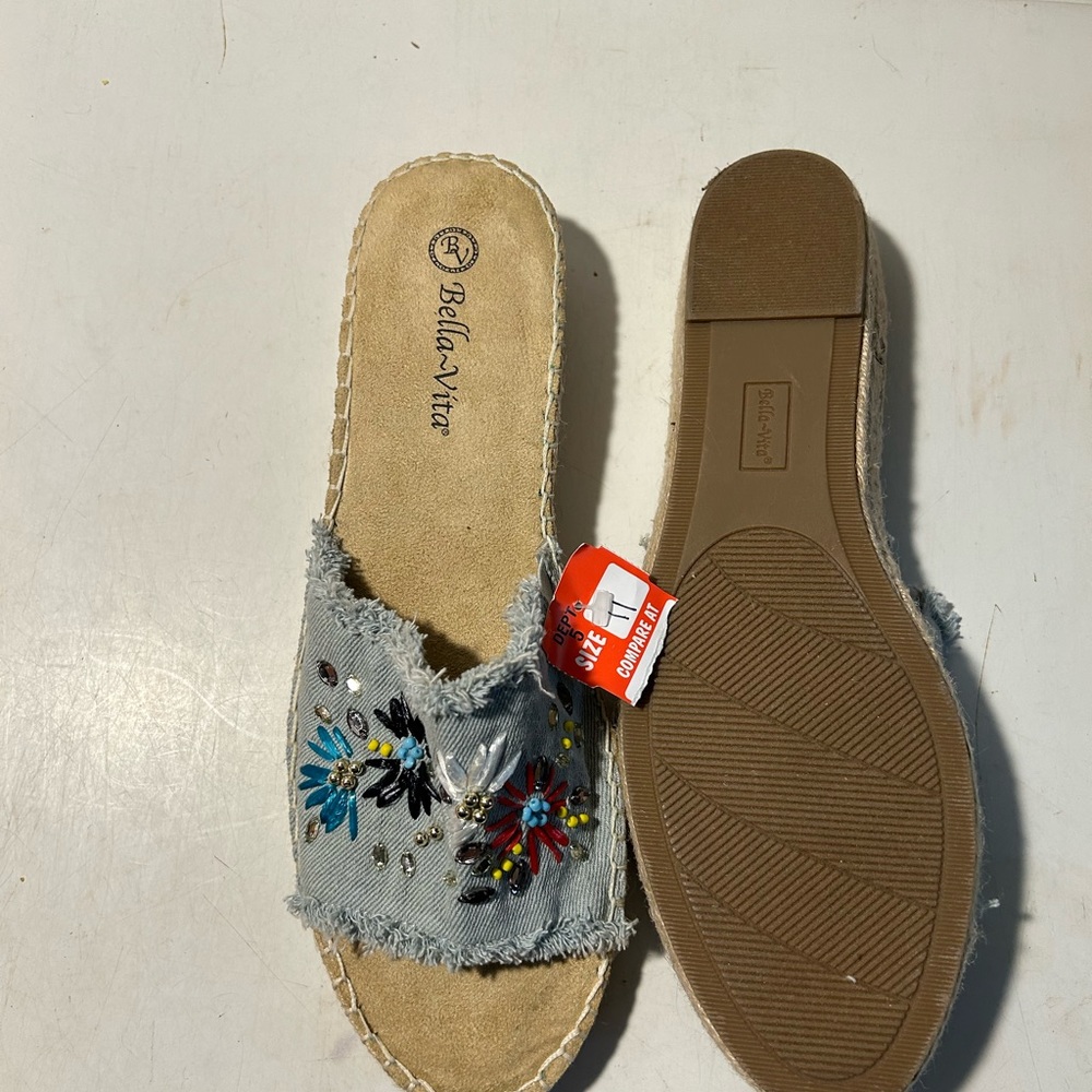 BellaVita blue denim beaded slide on sandals size 11 NWT - Picture 6 of 6